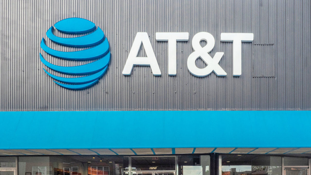 AT&T Sued by Customer After Security Breach Led to Theft of Cryptocurrency
