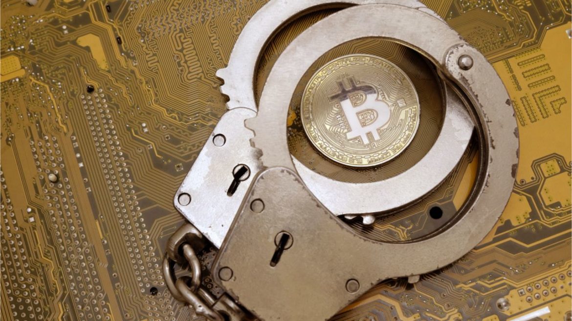 Fraud-Accused South African Bitcoin Trader to Turn Himself Over to Police: Report