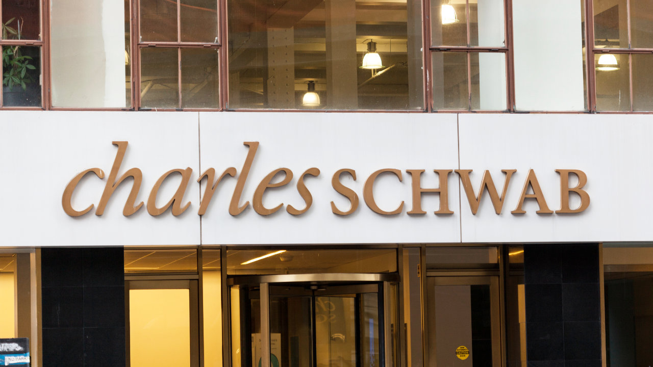 Charles Schwab Files for 'Crypto Economy ETF' With SEC