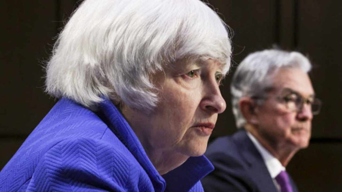 US Lawmakers Push for Urgent Stablecoin Regulation — Fed Warns of Stablecoin Runs, Janet Yellen Cites UST Fiasco