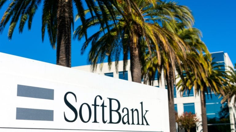 Softbank Looking to Invest Billions in AI After Pausing Crypto Investments